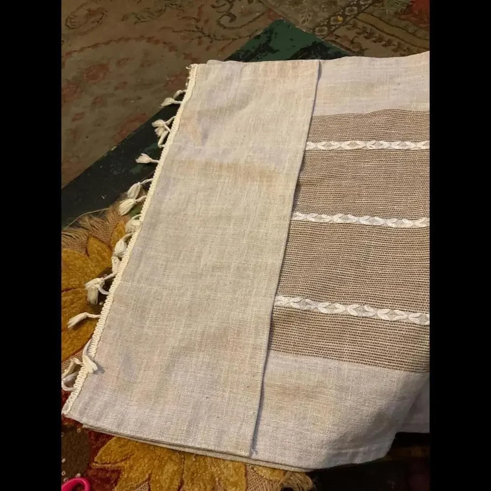 Natural  Linen Table runner with Decorative Trim and pockets Indoor/Outdoor